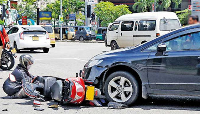 Accidents - පැය 24 කදී රිය අනතුරු හේතුවෙන් මරණ 12 ක්