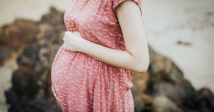 Vaccine for pregnancy women - මෙරට ගැබිණි මව්වරුන්ට කොවිඩ් එන්නත ලබා දෙන දිනය මෙන්න