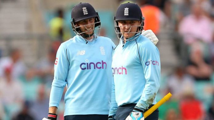 England Batsman - දෙවැනි එක්දින තරගය එංගලන්තය කඩුලු 8කින් ජයගනී