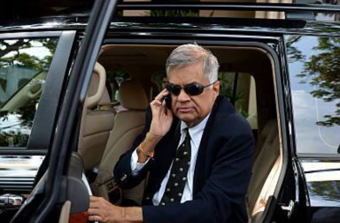 Ranil Wickramasinghe - ඇමතිකම් ඉල්ලා ජනාධිපතිවරයාට ඇමතුම් ගලයි