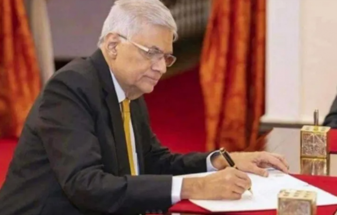 President Ranil Wickramasinghe - නොවැම්බර් 14 වැනිදාට පෙර කැබිනට් මණ්ඩලය පත්කිරීමට ජනපති තීරණය කරයි