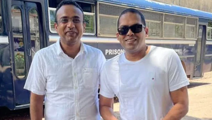හරින් ප්රනාන්දු හා මනුෂ නානායක්කාර හරින් ප්රනාන්දු හා මනුෂ නානායක්කාර
