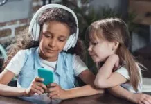 TikTok ළමා ගිණුම්වලට අසභ්ය දර්ශන නිර්දේශ කරන අයුරු හෙළිවේ TikTok