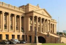 නව අමාත්යවරු තිදෙනෙකු හා නියෝජ්ය අමාත්යවරුන් දස දෙනෙකු ජනපති ඉදිරියේ දිවුරුම් දෙති නව අමාත්යවරු