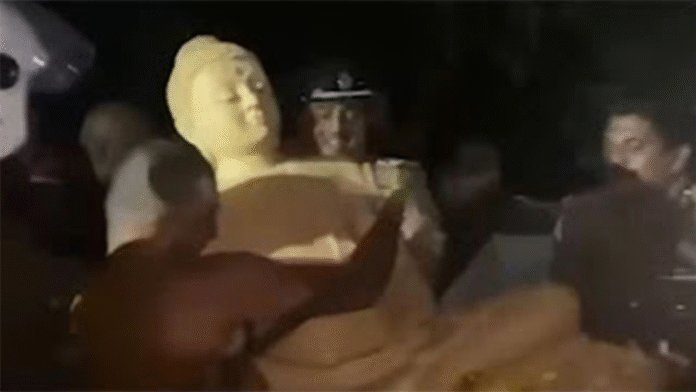 ත්රිකුණාමල බුදුපිළිම ත්රිකුණාමල බුදුපිළිම